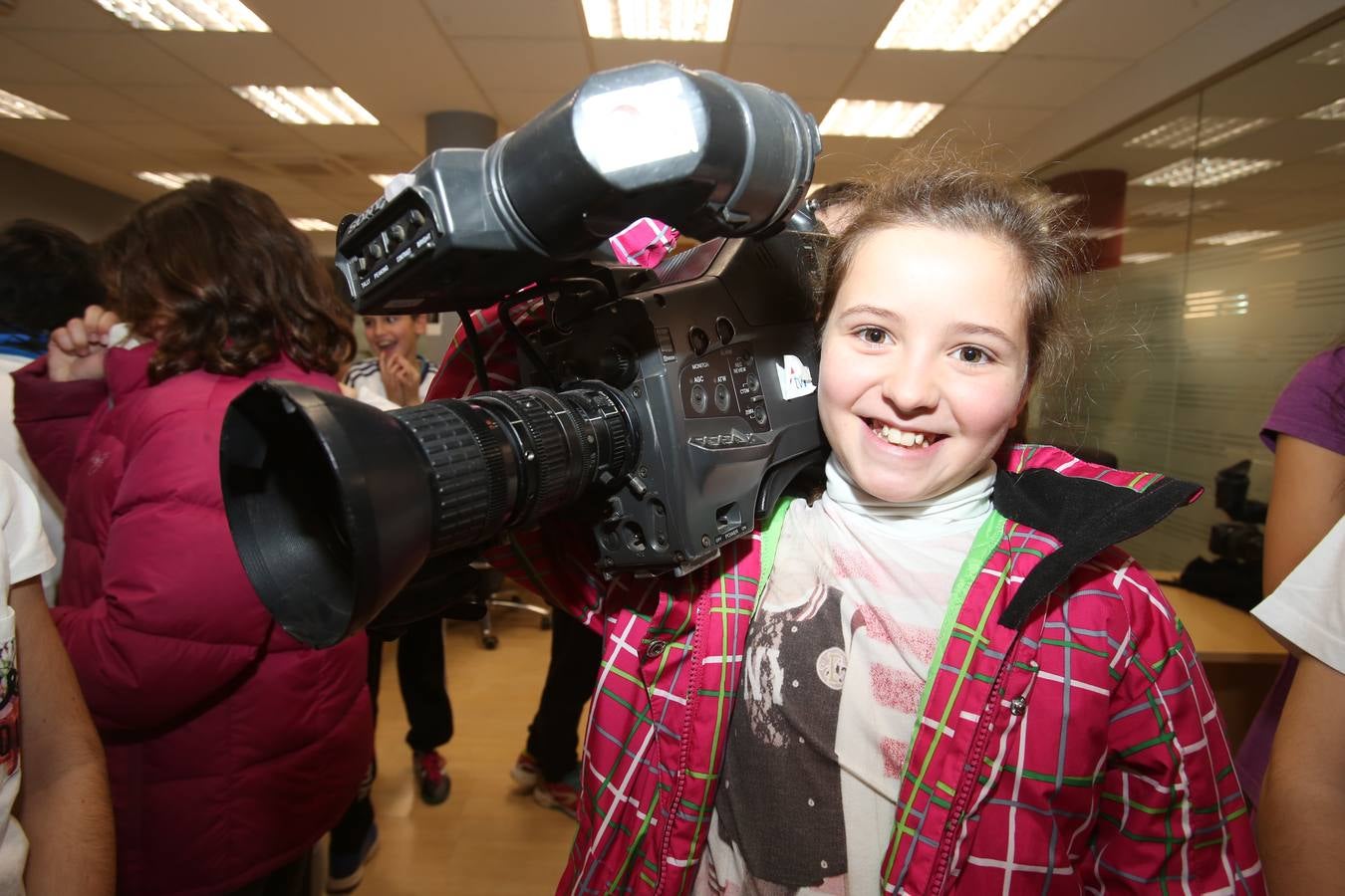 Los alumnos de 6ºB del CEIP Las Gaunas visitan la multimedia de Diario LA RIOJA