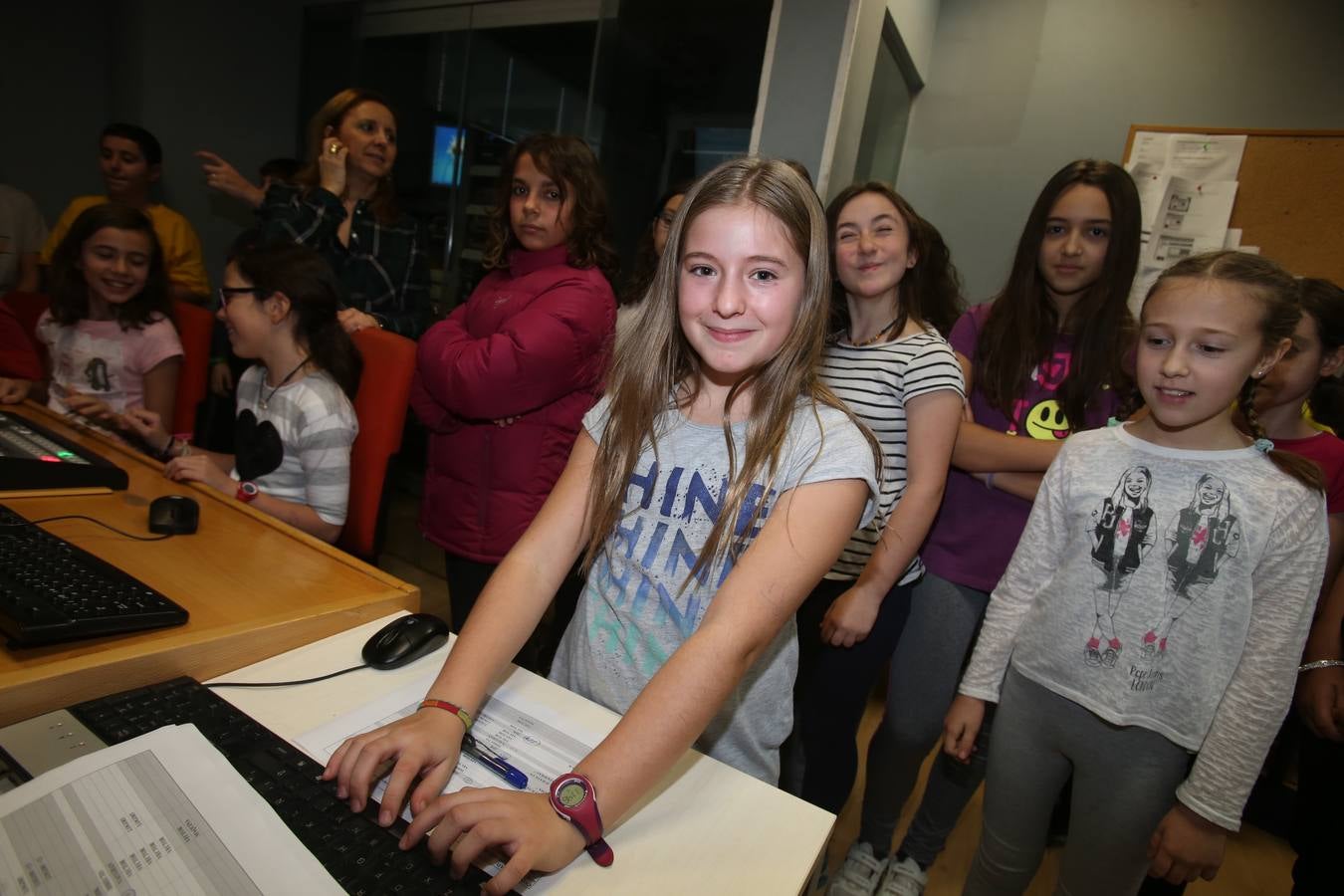 Los alumnos de 6ºB del CEIP Las Gaunas visitan la multimedia de Diario LA RIOJA