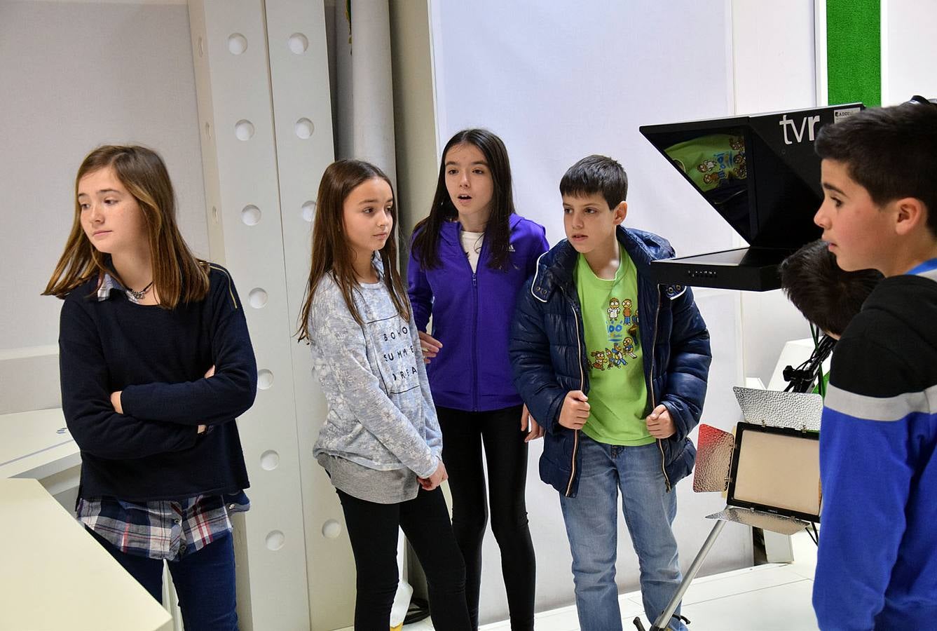 Los alumnos de 6º A del Colegio Las Gaunas visitan la multimedia de Diario LA RIOJA