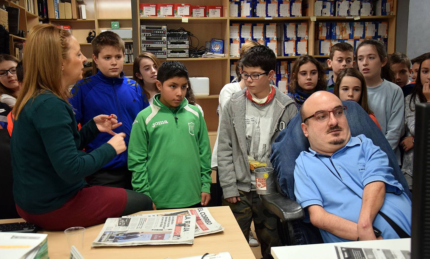 Los alumnos de 6º A del Colegio Las Gaunas visitan la multimedia de Diario LA RIOJA