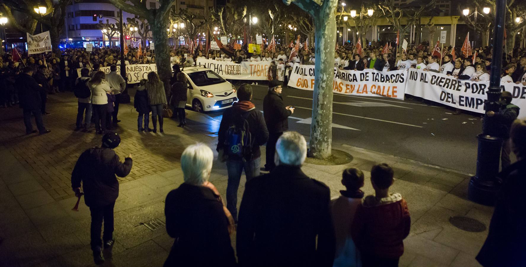 Los trabajadores de Altadis reciben el apoyo de 4.000 personas en su manifestación en Logroño