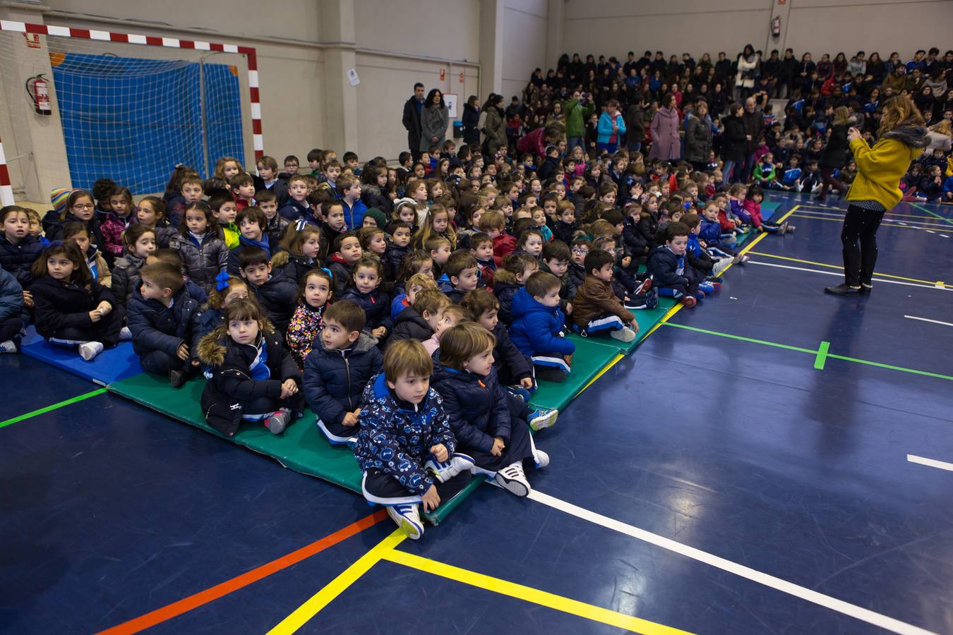 Celebración del Día de la Paz en el colegio Escolapias