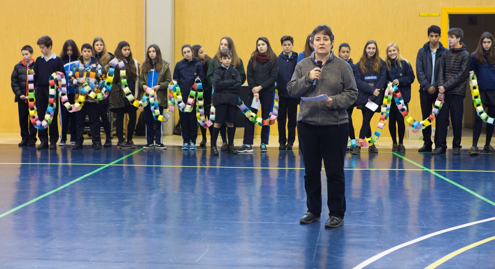 Celebración del Día de la Paz en el colegio Escolapias