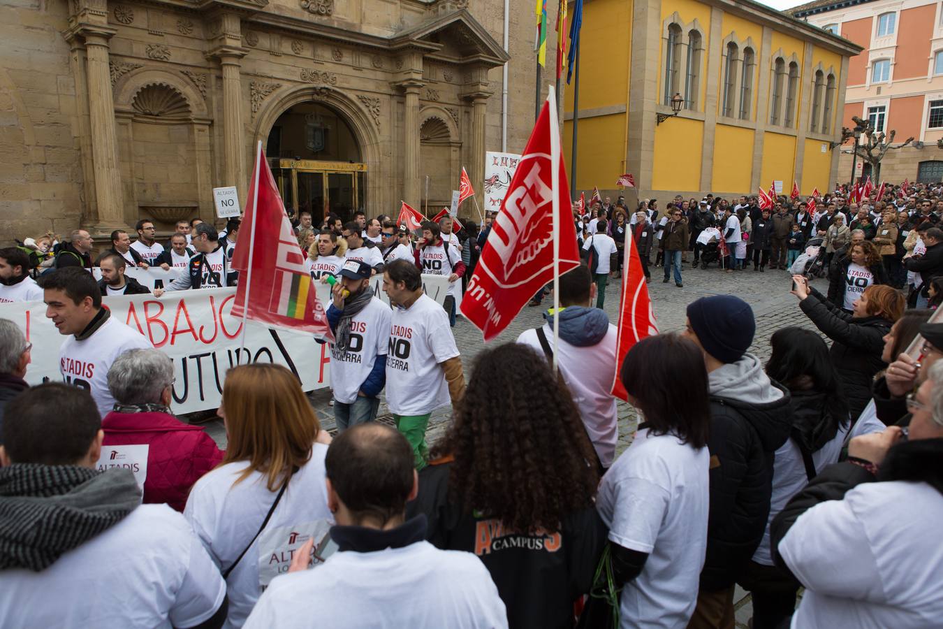 Los trabajadores de Altadis vuelven a la calle