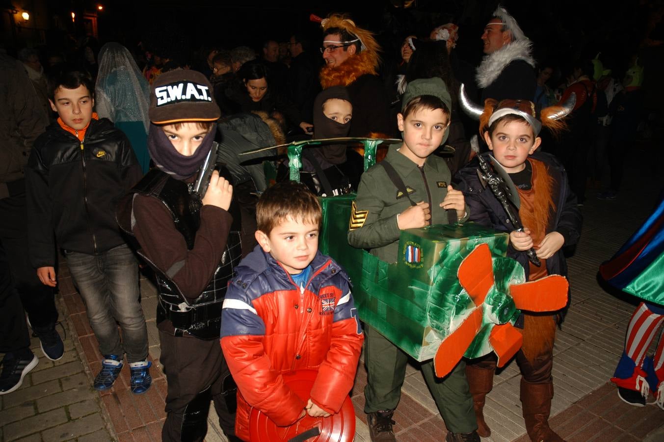 Cervera desfila a ritmo de Carnaval