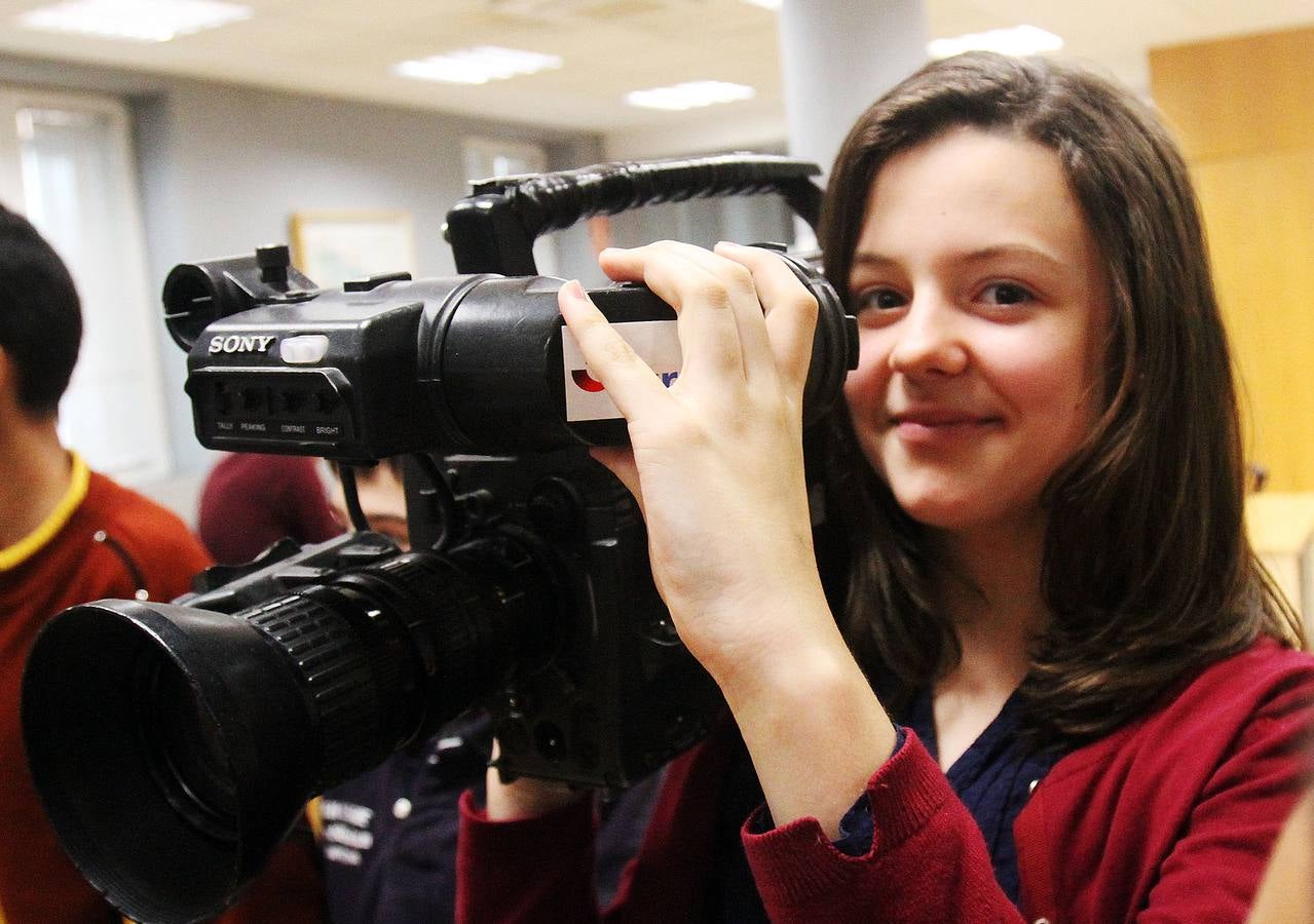 Los alumnos de 6º de Primaria del Colegio General Espartero visita la multimedia de Diario LA RIOJA