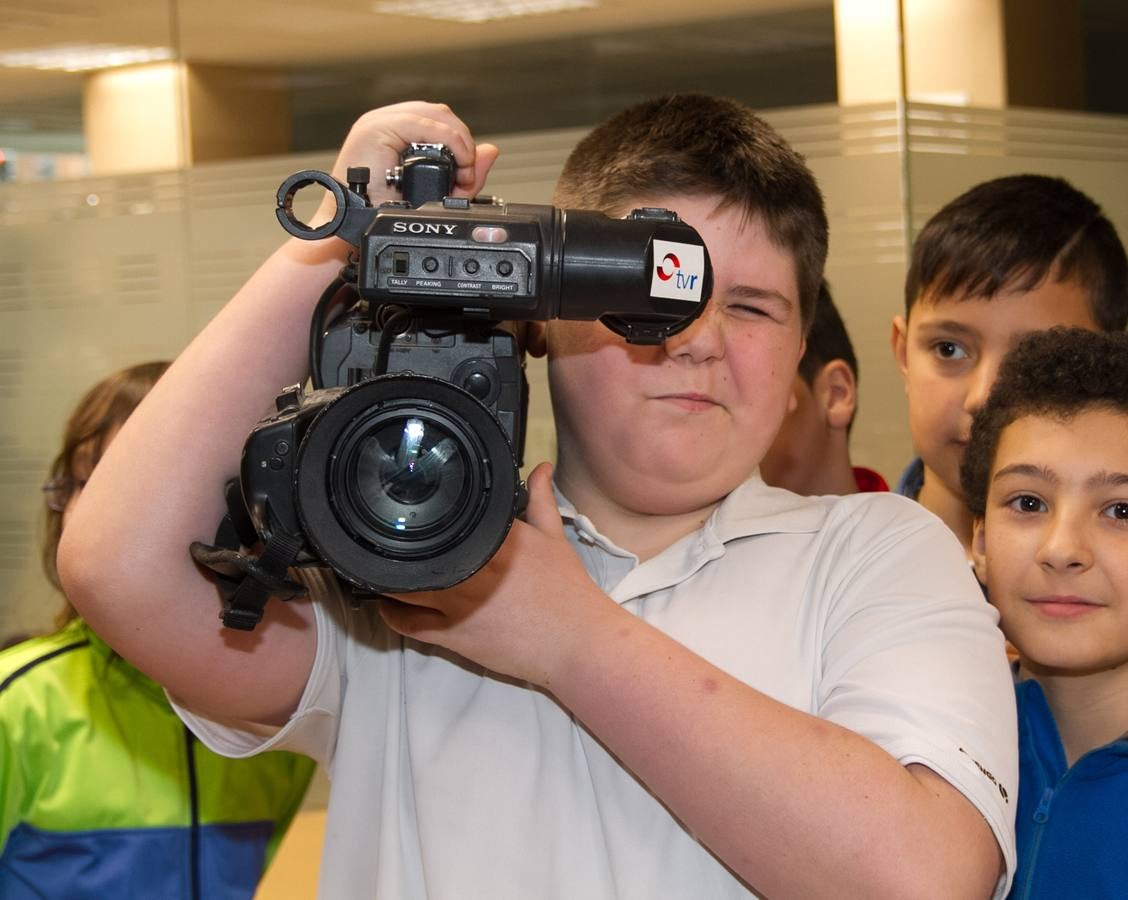 Visita a Diario LA RIOJA y TVR del CEIP General Espartero