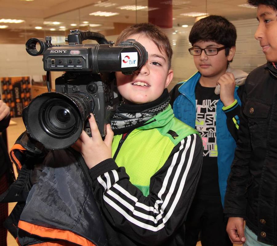 Los alumnos de 5º de Primaria del Colegio Milenario de la Lengua visitan la multimedia de Diario LA RIOJA