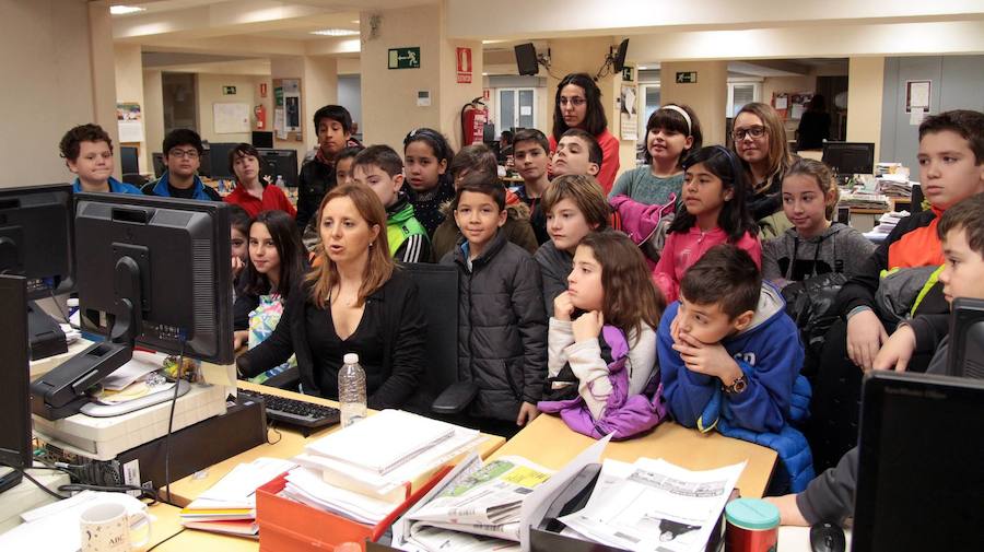 Los alumnos de 5º de Primaria del Colegio Milenario de la Lengua visitan la multimedia de Diario LA RIOJA