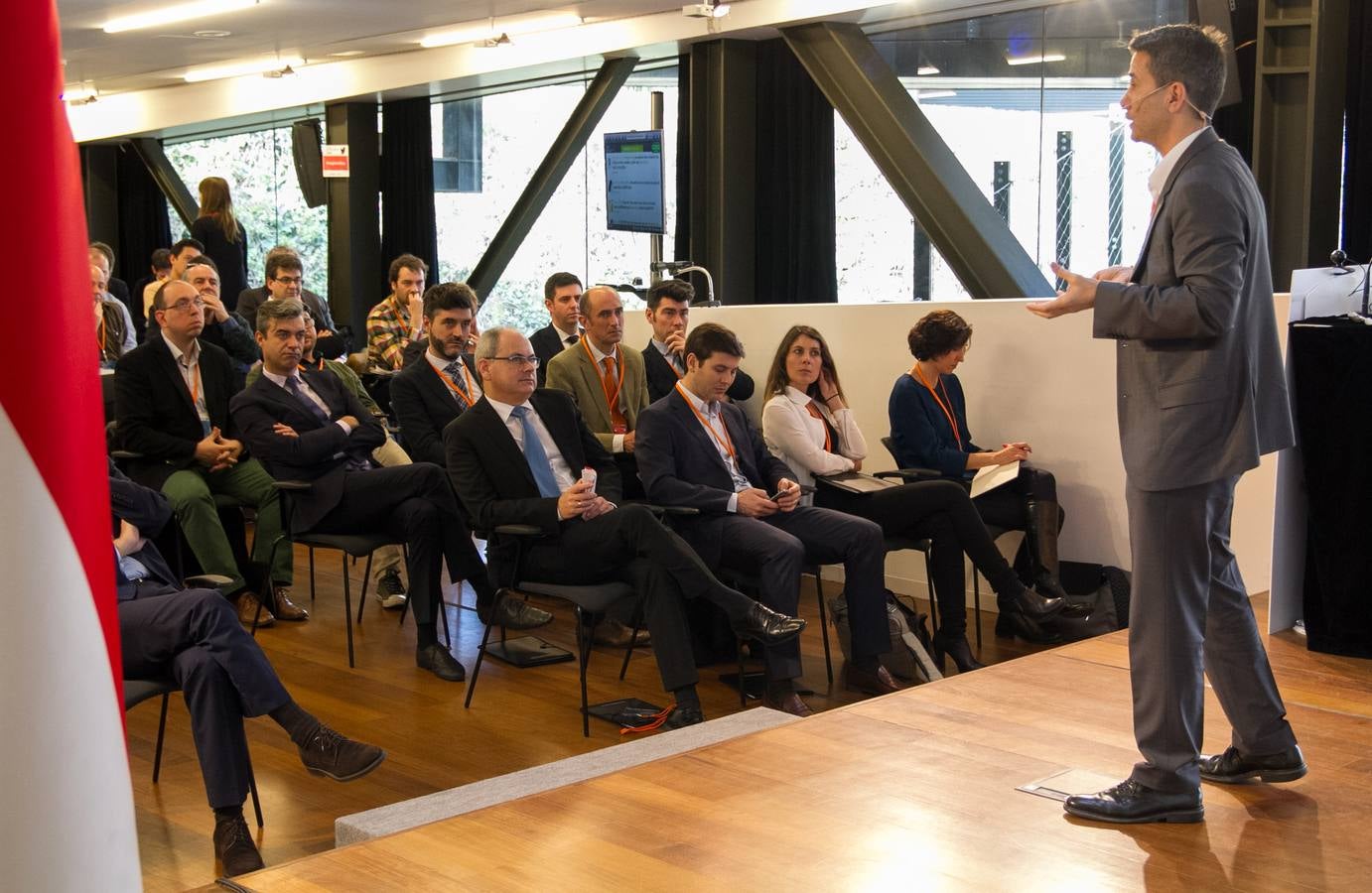 Una pausa para tomar un vino en la Imaginext Rioja