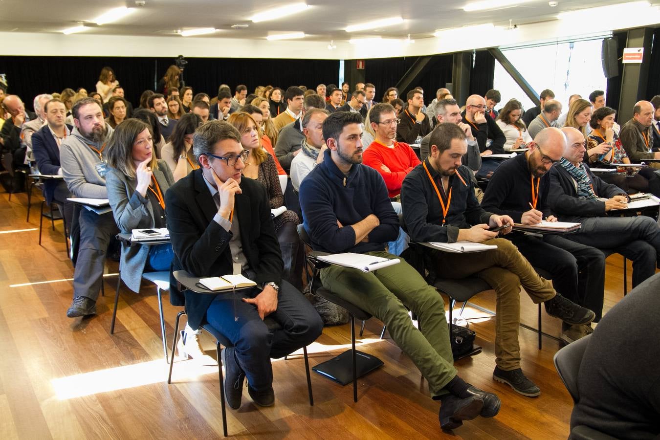 Una pausa para tomar un vino en la Imaginext Rioja