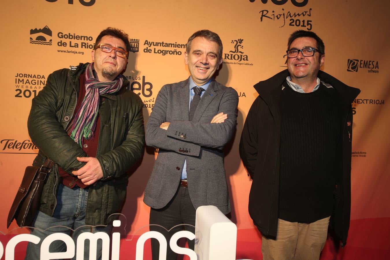Sonrisas en el photocall en la entrega de los XVIII Premios Web Riojanos