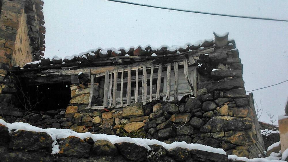 Jalón de Cameros se queda blanco