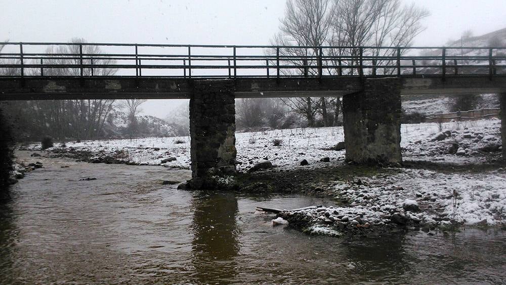 Jalón de Cameros se queda blanco