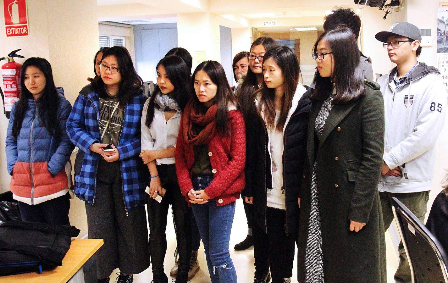 Alumnos de los cursos de Lengua y Cultura Española de la Fundación UR visitan la multimedia de Nueva Rioja