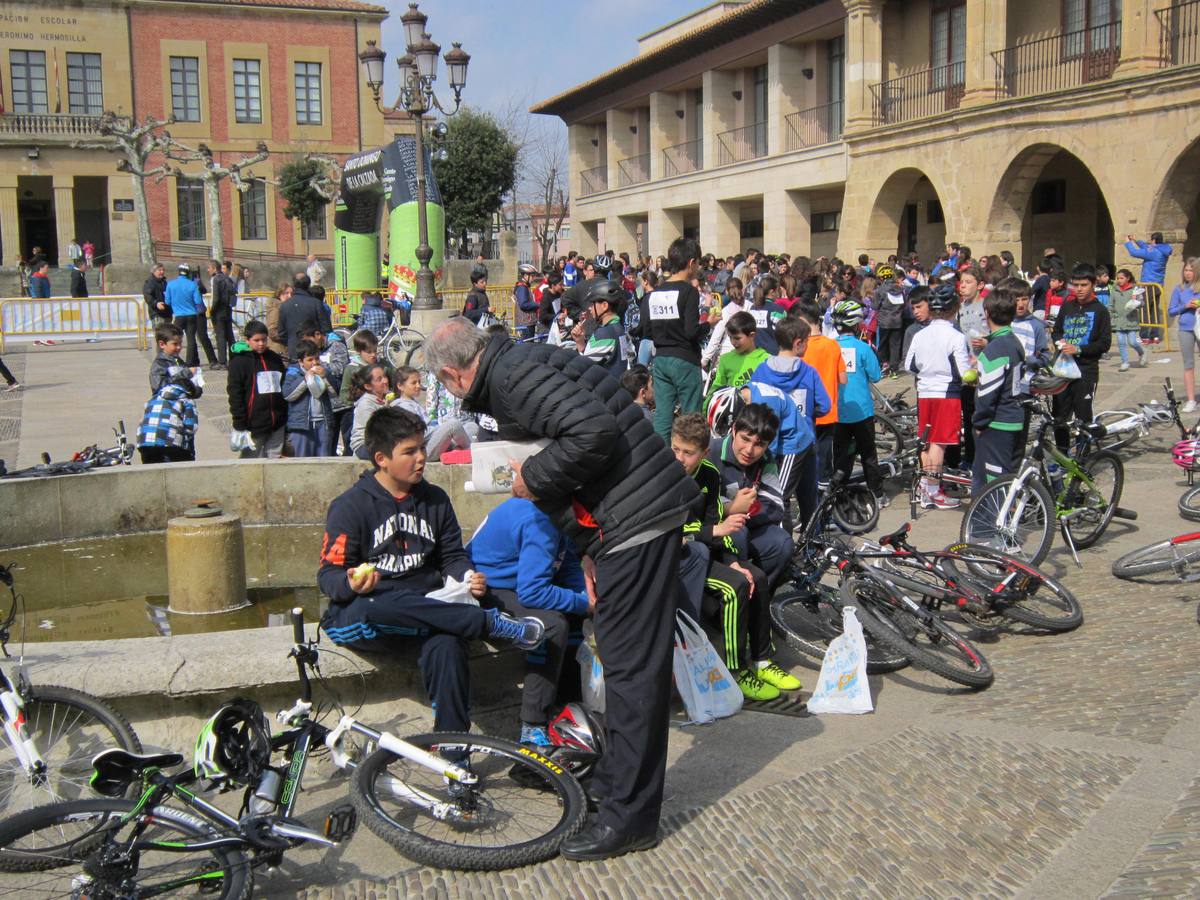 III Marcha en bicicleta en Santo Domingo de la Calzada a beneficio de la AECC