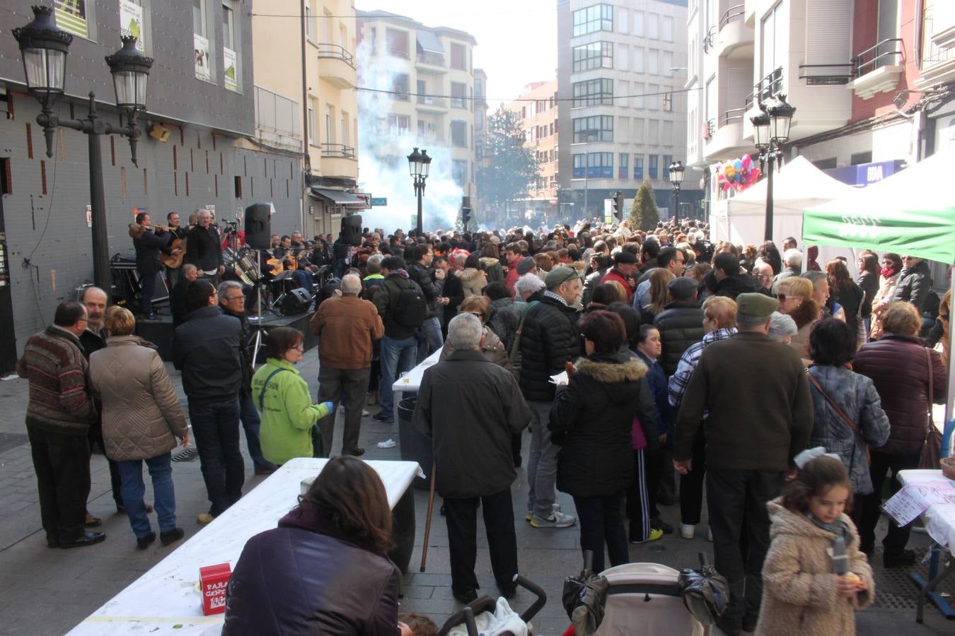 Arnedo celebra el XIII Dia del Ajo Asado