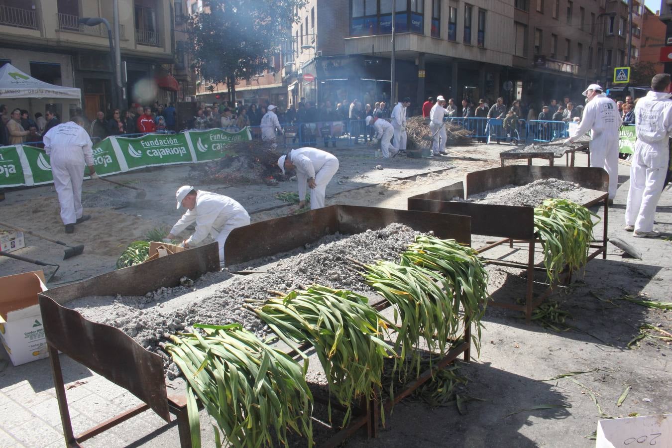 Arnedo celebra el XIII Dia del Ajo Asado