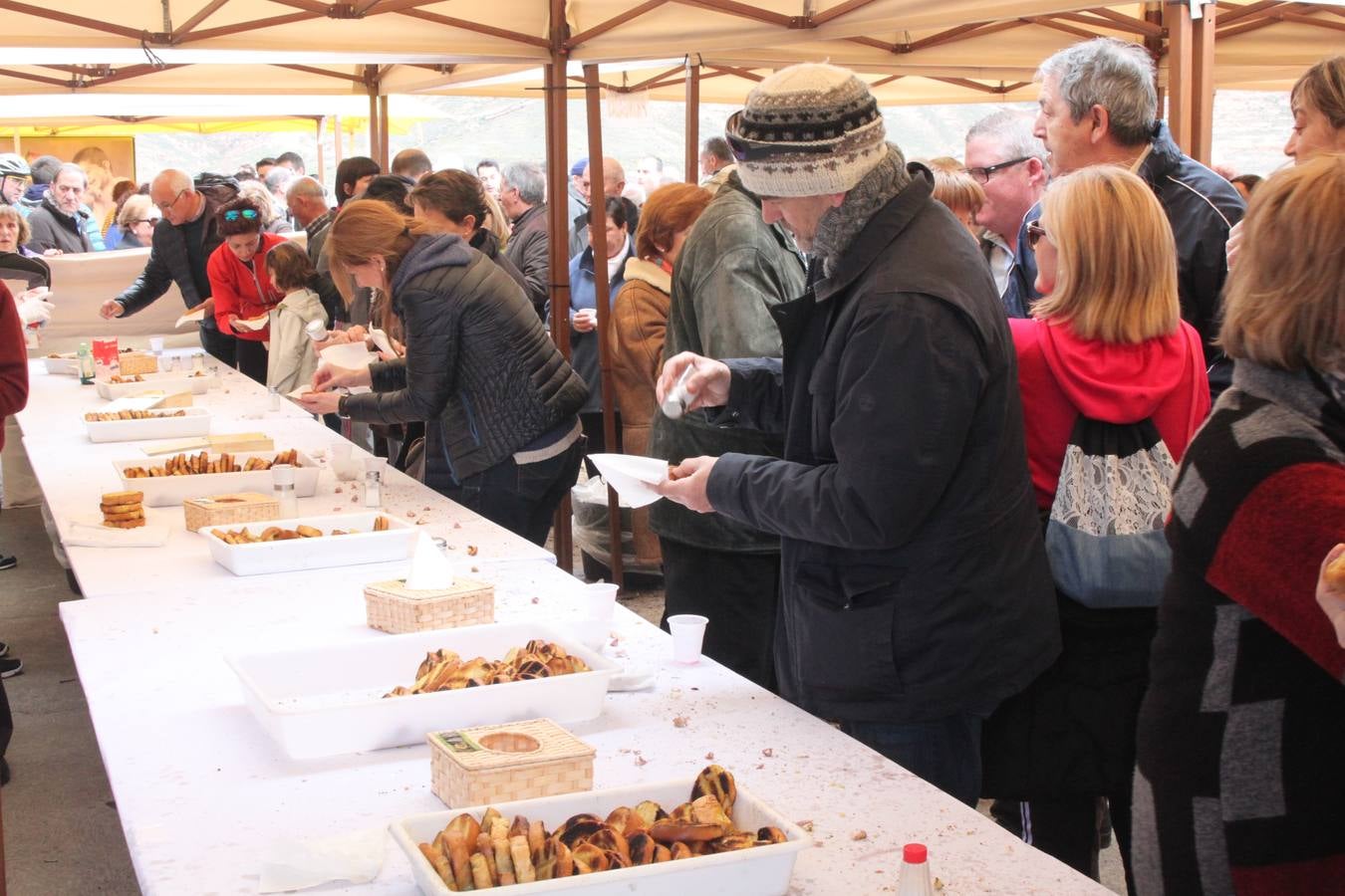 Fiesta de la pringada en Santa Eulalia Bajera