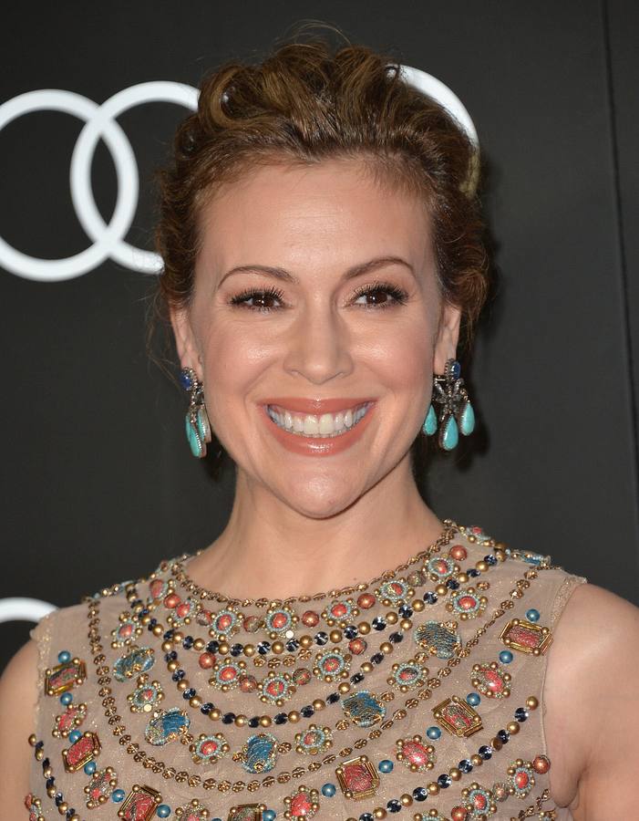 Alyssa Milano una mirada que embruja