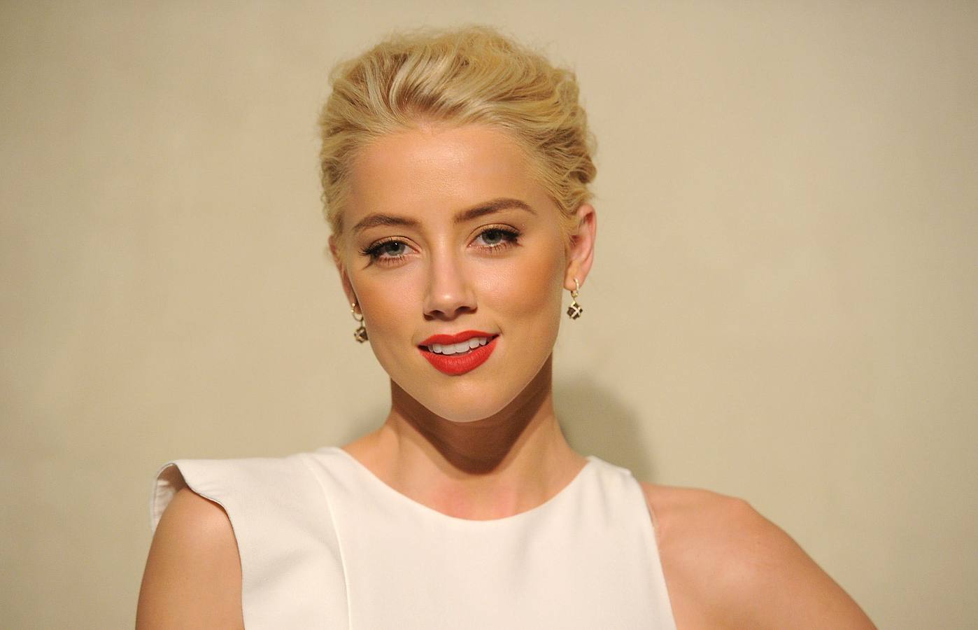Amber Heard una rubia de película