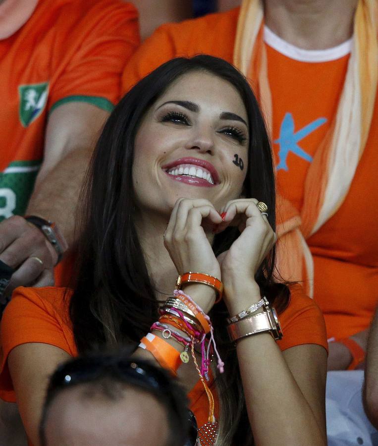 Yolanthe Cabau la espectacular mujer de Sneijder