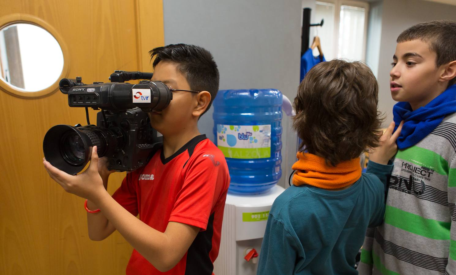 Los alumnos de 5º B de Primaria del Colegio Navarrete El Mudo visitan la multimedia de Diario LA RIOJA