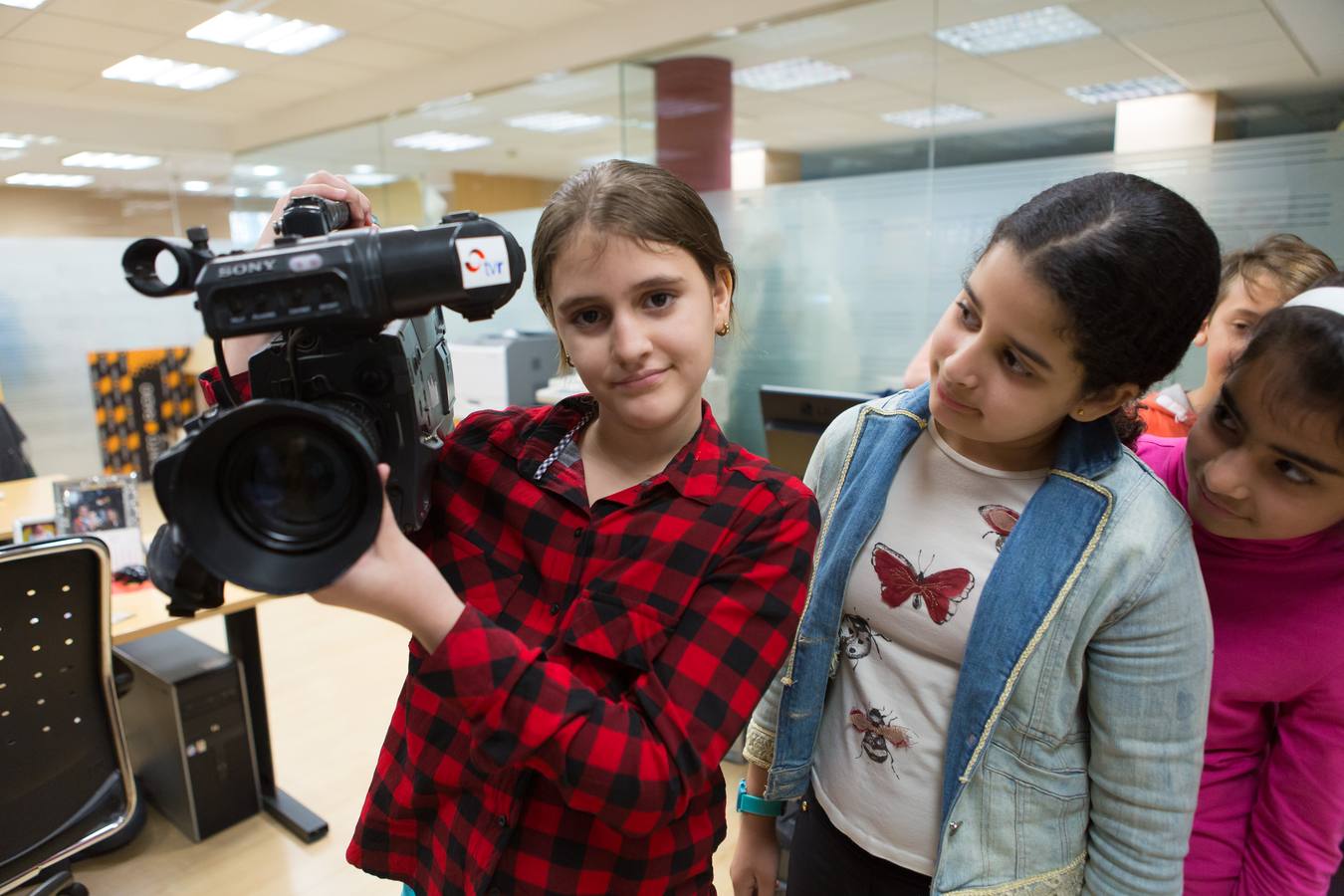 Los alumnos de 5º B de Primaria del Colegio Navarrete El Mudo visitan la multimedia de Diario LA RIOJA