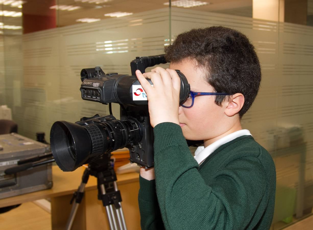 Los alumnos de 4º de Primaria del Colegio Divino Maestro visitan la multimedia de Diario LA RIOJA