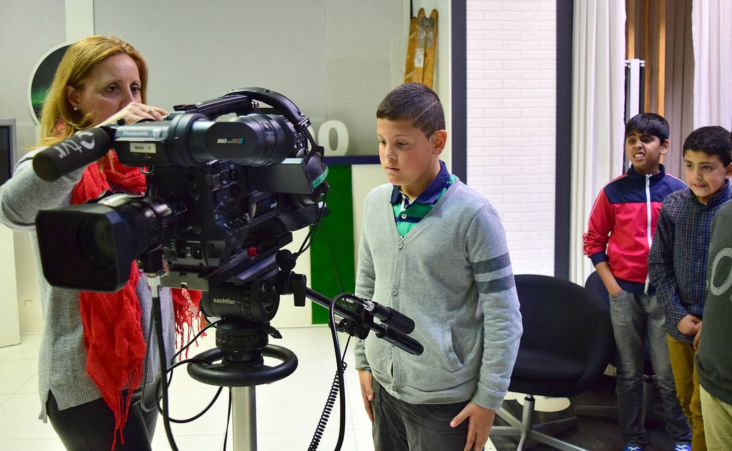 Los alumnos de 5º A de Primaria del Colegio Navarrete El Mudo visitan la multimedia de Diario LA RIOJA