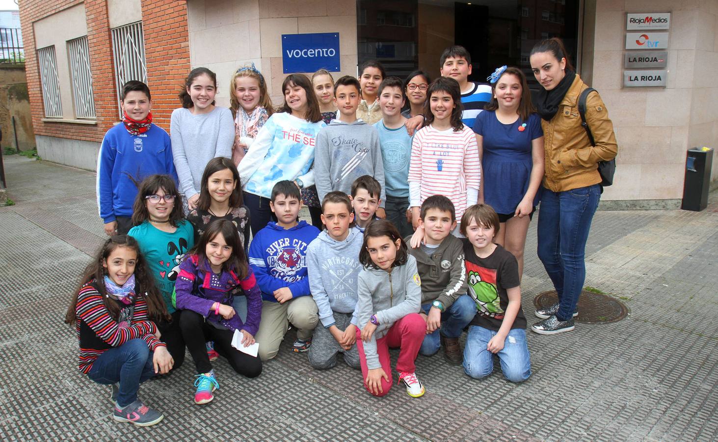 Los alumnos 5º A del Colegio Escolapios han visitado la multimedia de Diario LA RIOJA