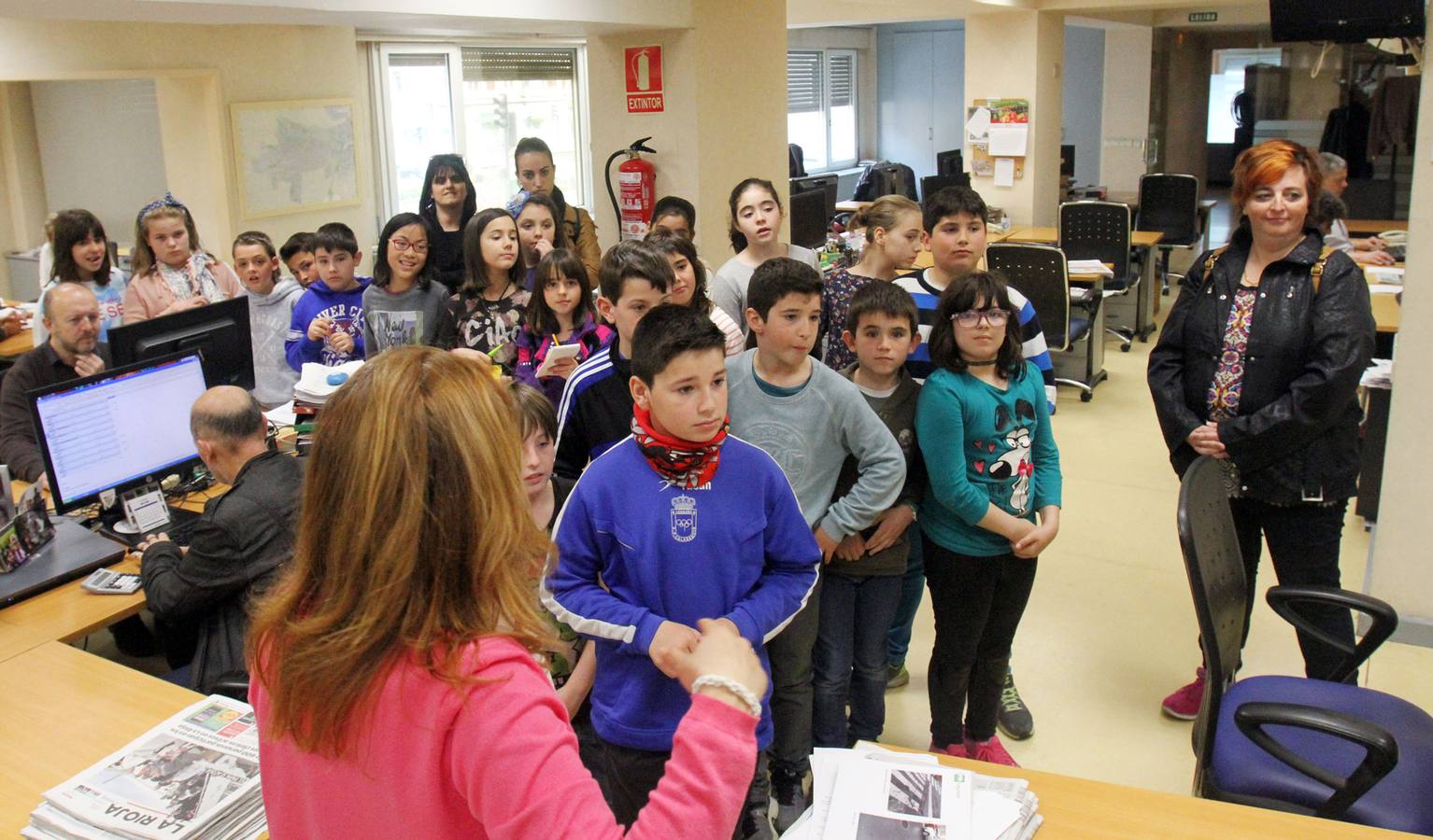 Los alumnos 5º A del Colegio Escolapios han visitado la multimedia de Diario LA RIOJA
