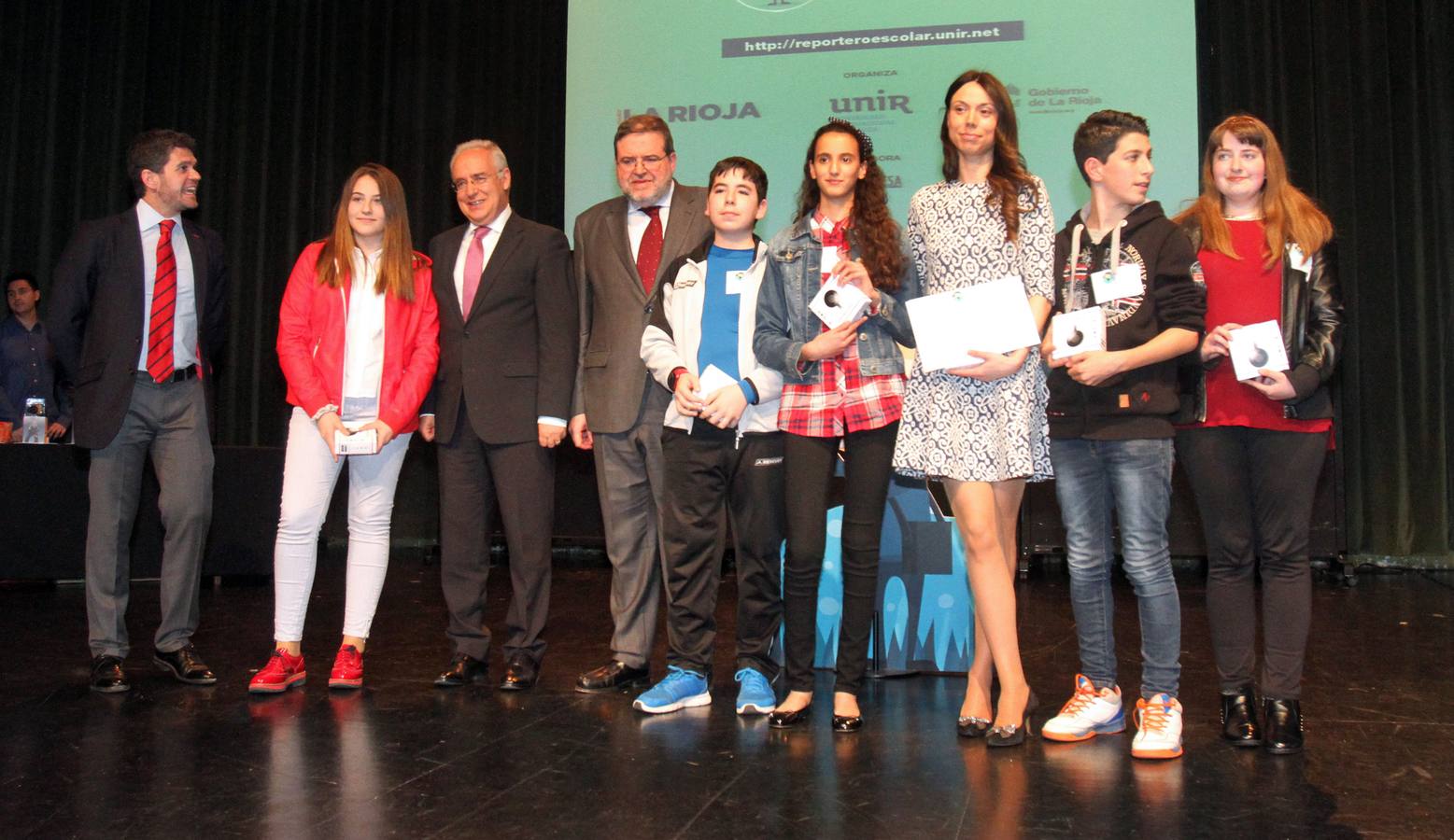 Emoción, alegría, aplausos y felicitaciones en la entrega de premios de Reportero Escolar