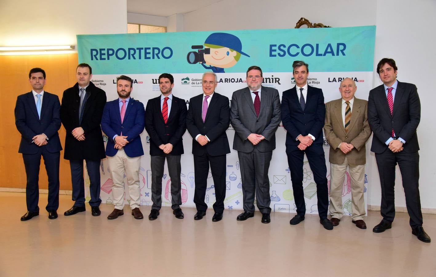 Emoción, alegría, aplausos y felicitaciones en la entrega de premios de Reportero Escolar