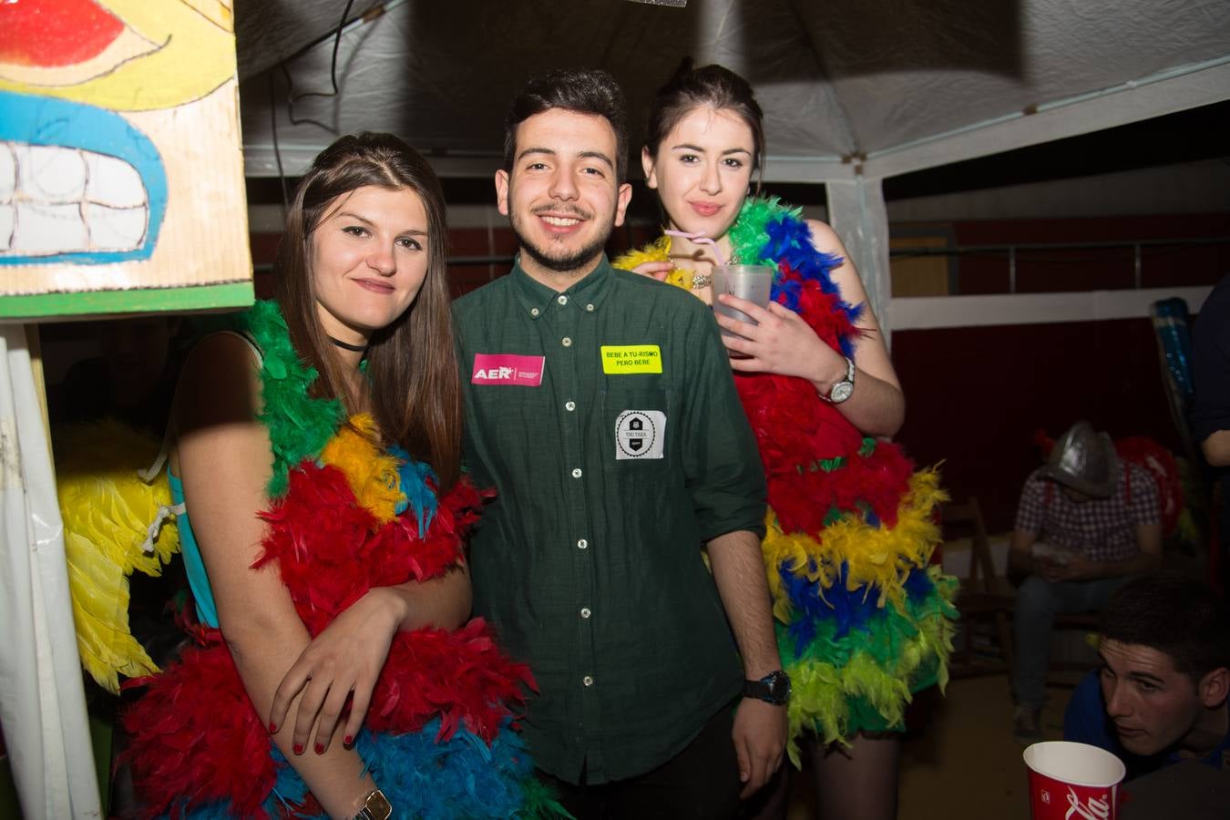 Los alumnos de la UR celebran la fiesta de Barras (II)