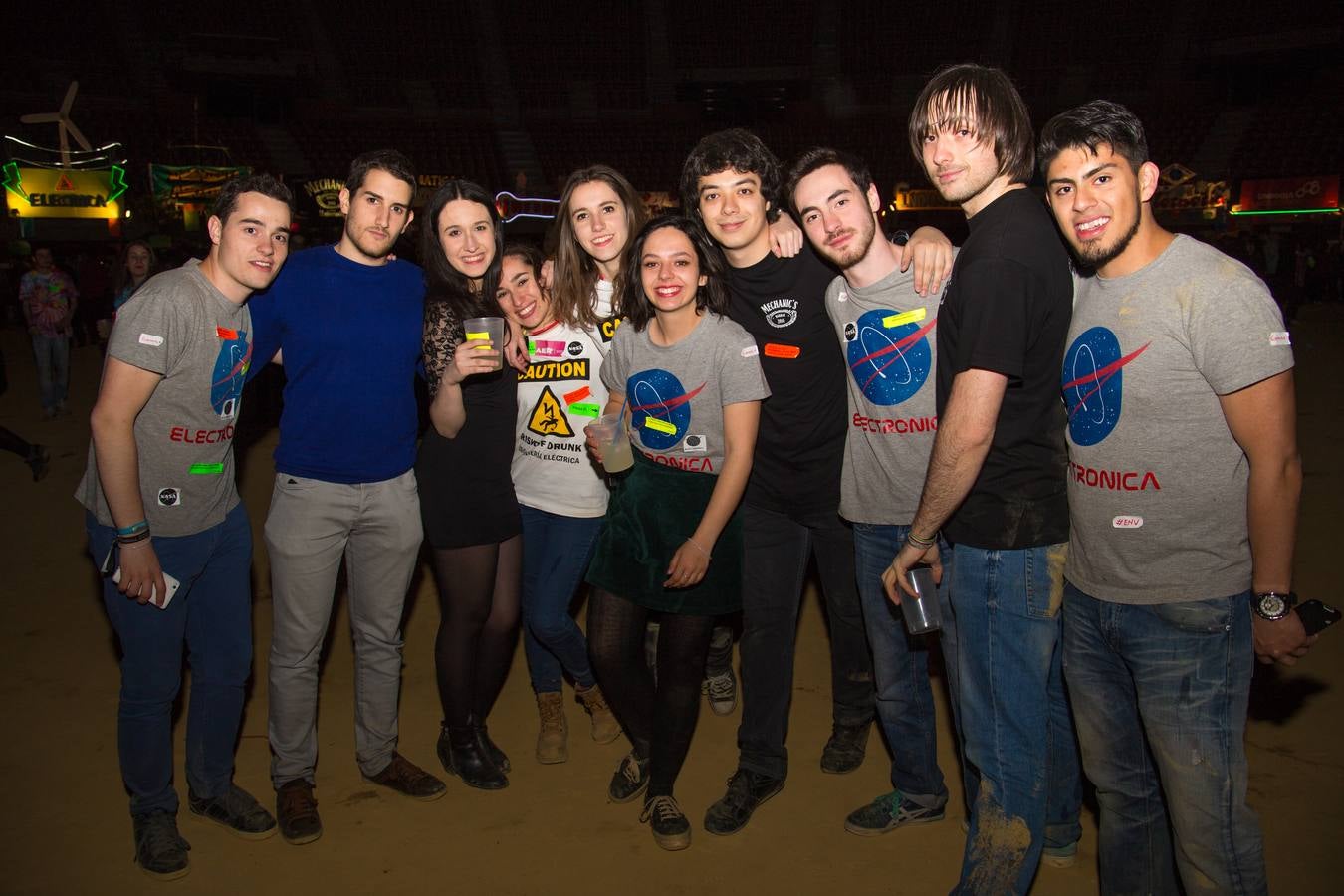 Los alumnos de la UR celebran la fiesta de Barras (II)