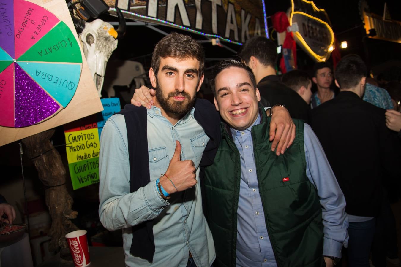 Los alumnos de la UR celebran la fiesta de Barras (II)