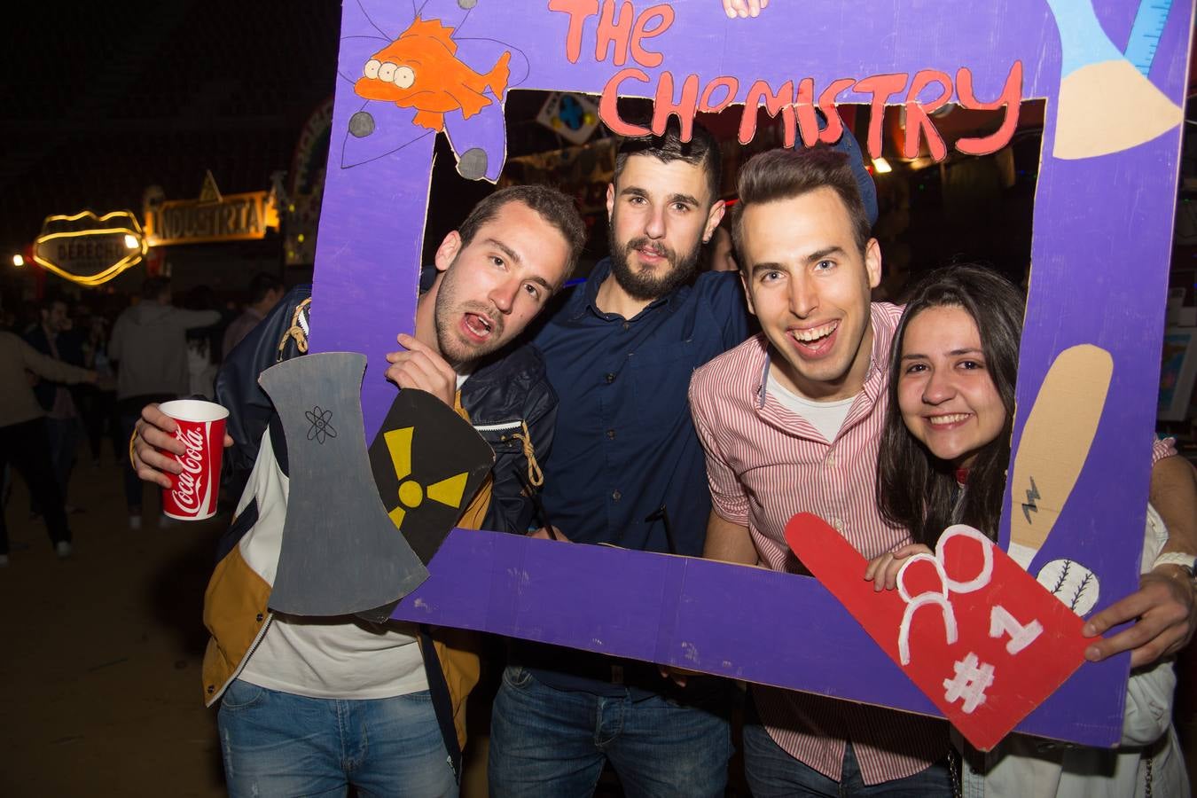 Los alumnos de la UR celebran la fiesta de Barras (II)