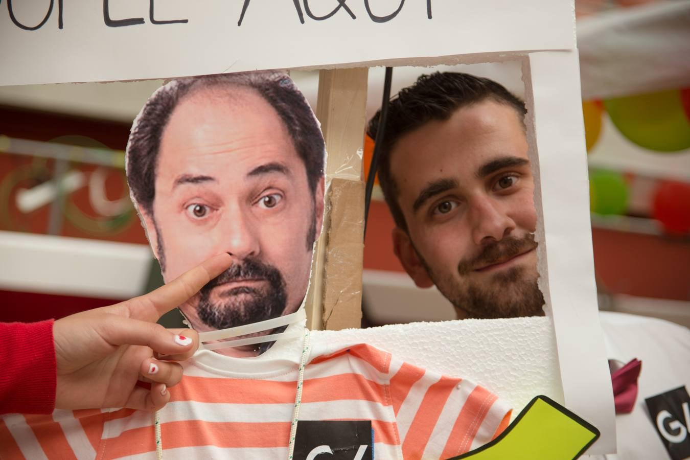 Los alumnos de la UR celebran la fiesta de Barras (I)