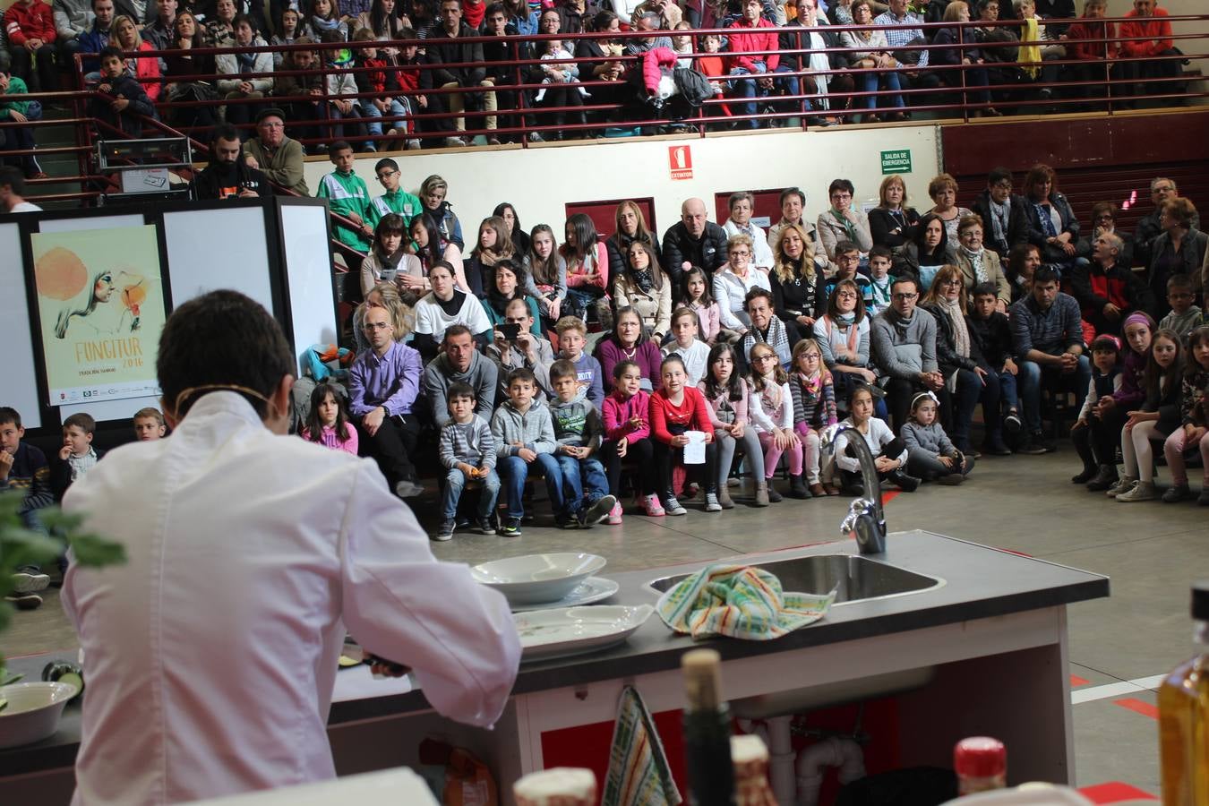 La cocina se convierte en espectáculo en Pradejón