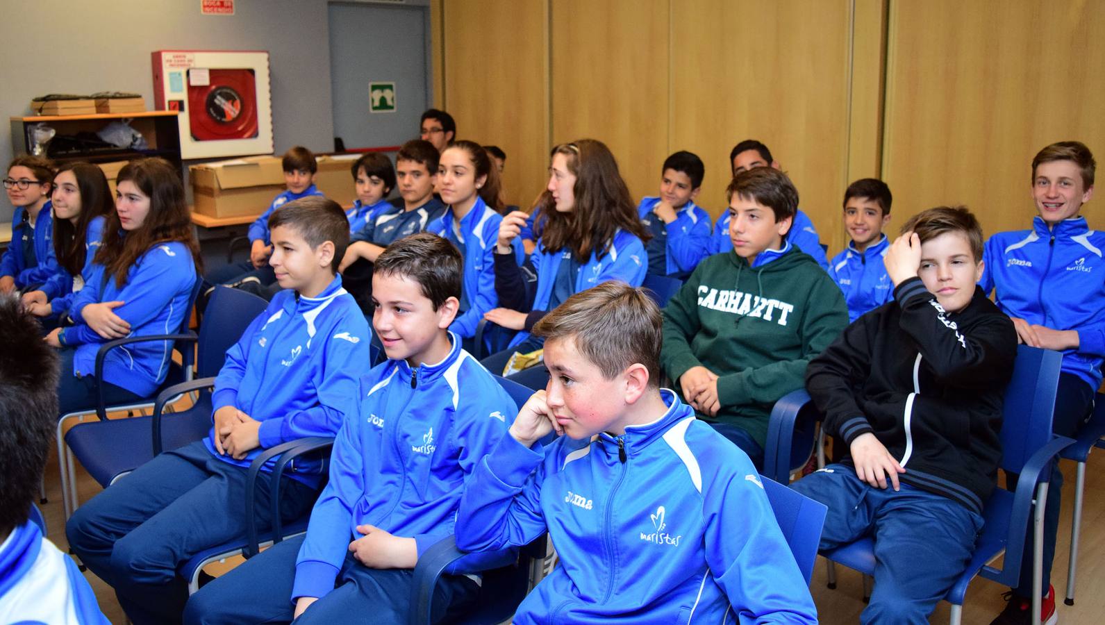 Los alumnos de 1º B de la ESO de Maristas visitan la multimedia de Diario LA RIOJA