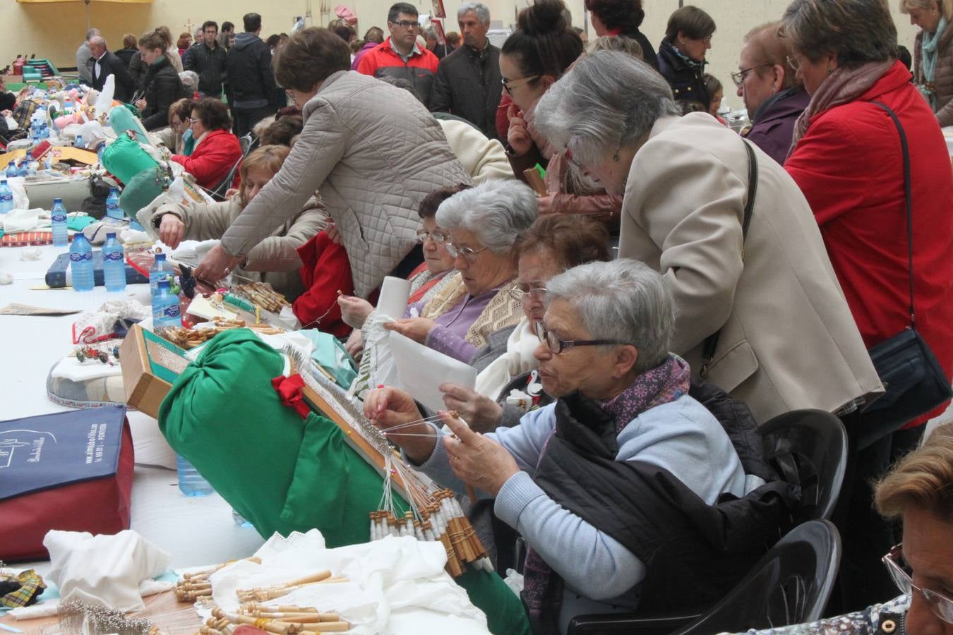 Encuentro de bolilleras en Alfaro