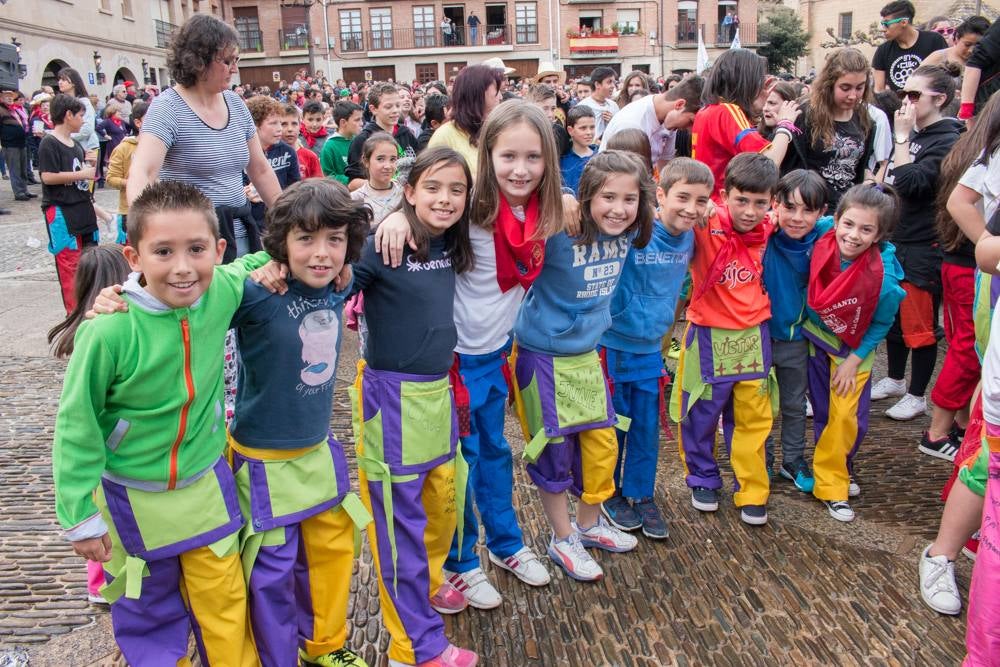 Primer día de fiestas en Santo Domingo: cohete, tradiciones y mucha diversión