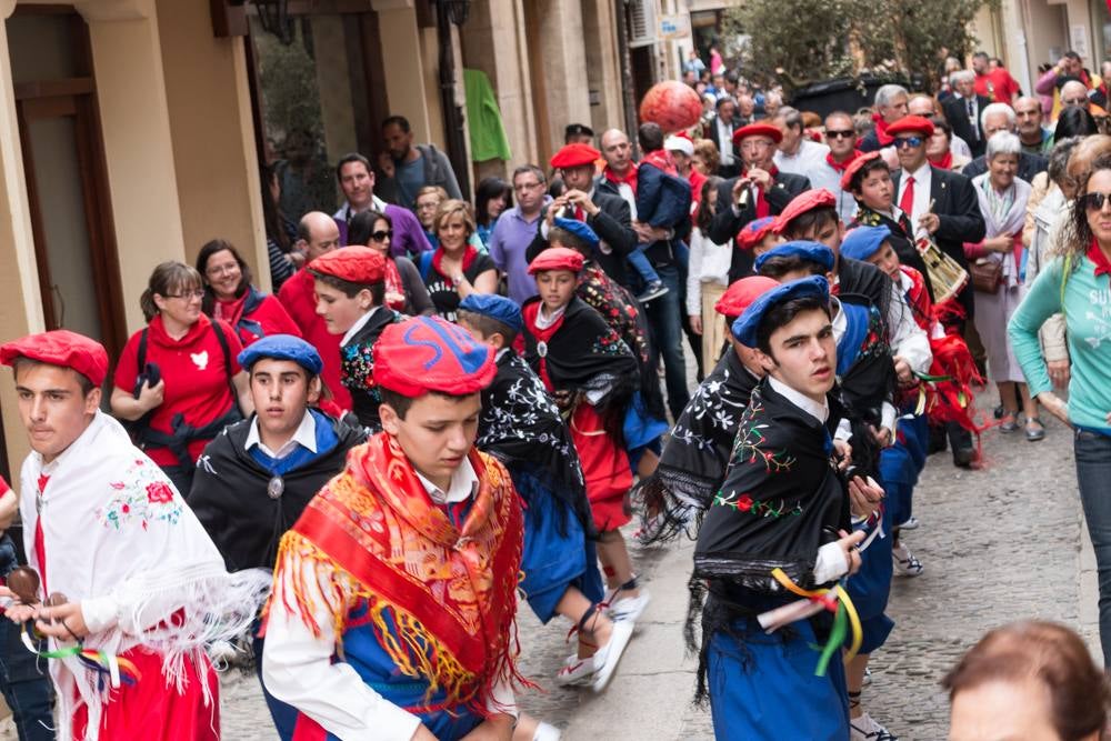 Primer día de fiestas en Santo Domingo: cohete, tradiciones y mucha diversión