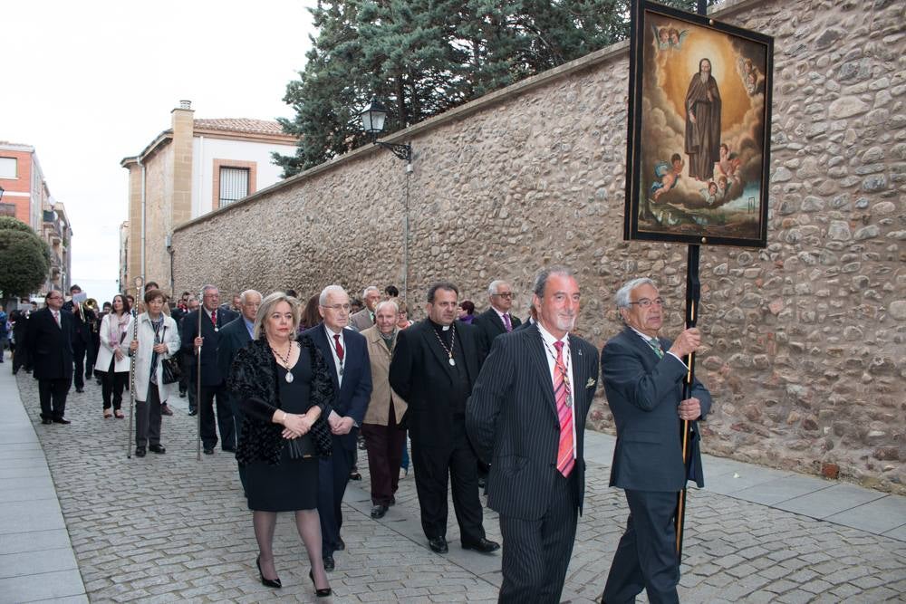 Primer día de fiestas en Santo Domingo: cohete, tradiciones y mucha diversión