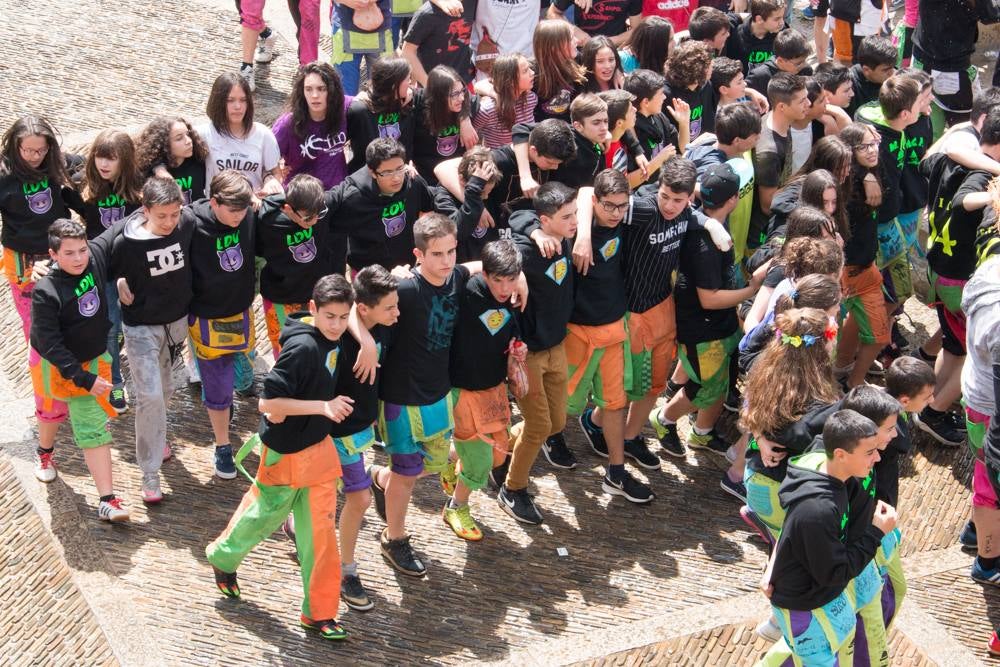 Primer día de fiestas en Santo Domingo: cohete, tradiciones y mucha diversión