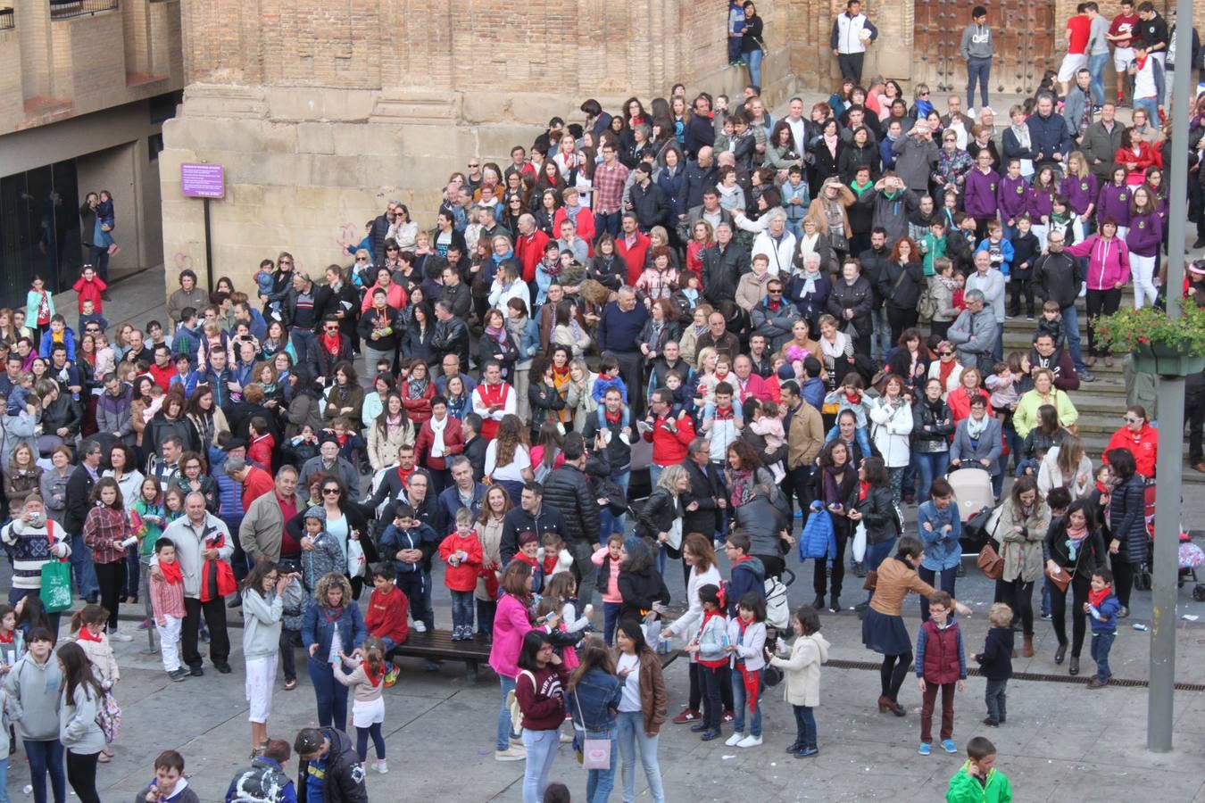 Alfaro empieza con el chupinazo sus fiestas de primavera