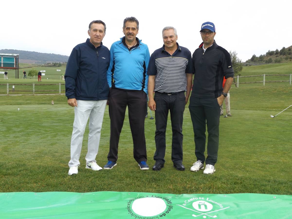 La salida del Torneo de Patrocinadores de la Liga Golf y Vino