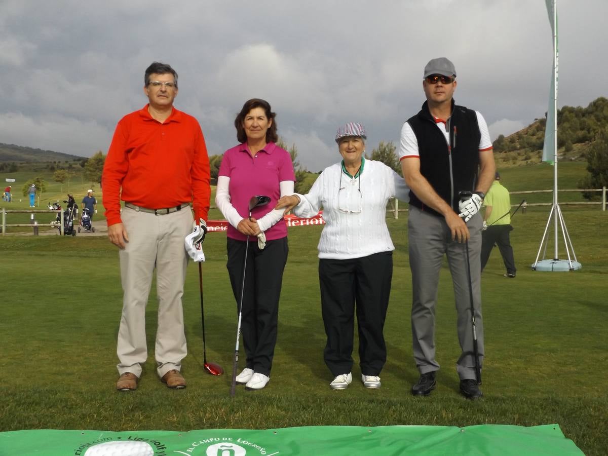 La salida del Torneo de Patrocinadores de la Liga Golf y Vino