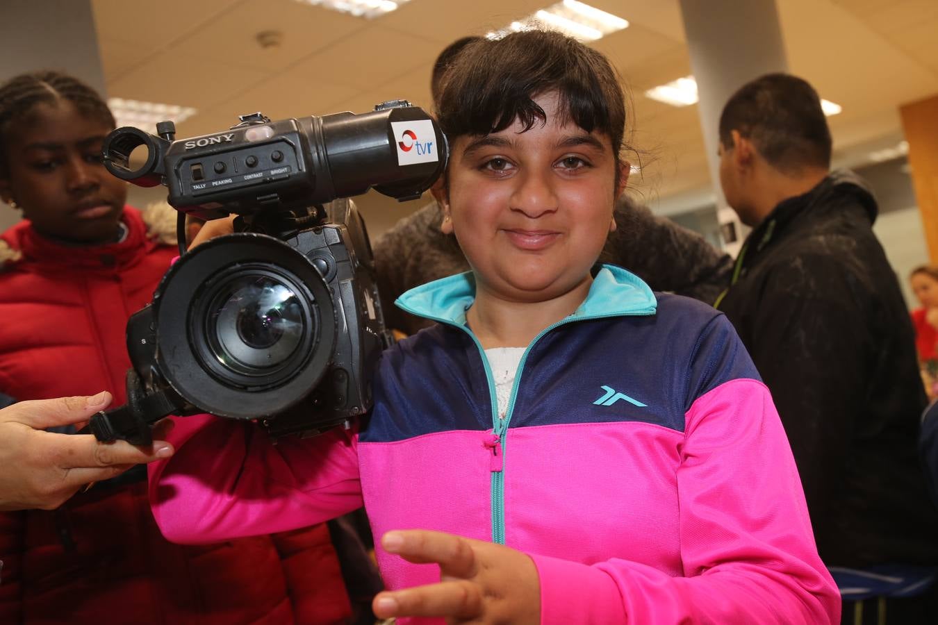 Alumnos del Colegio Los Ángeles visitan la multimedia de Diario LA RIOJA